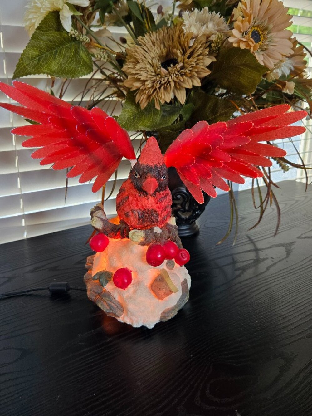 Vintage 2004 Fiber Optic Cardinal light up electric cardinal statue.